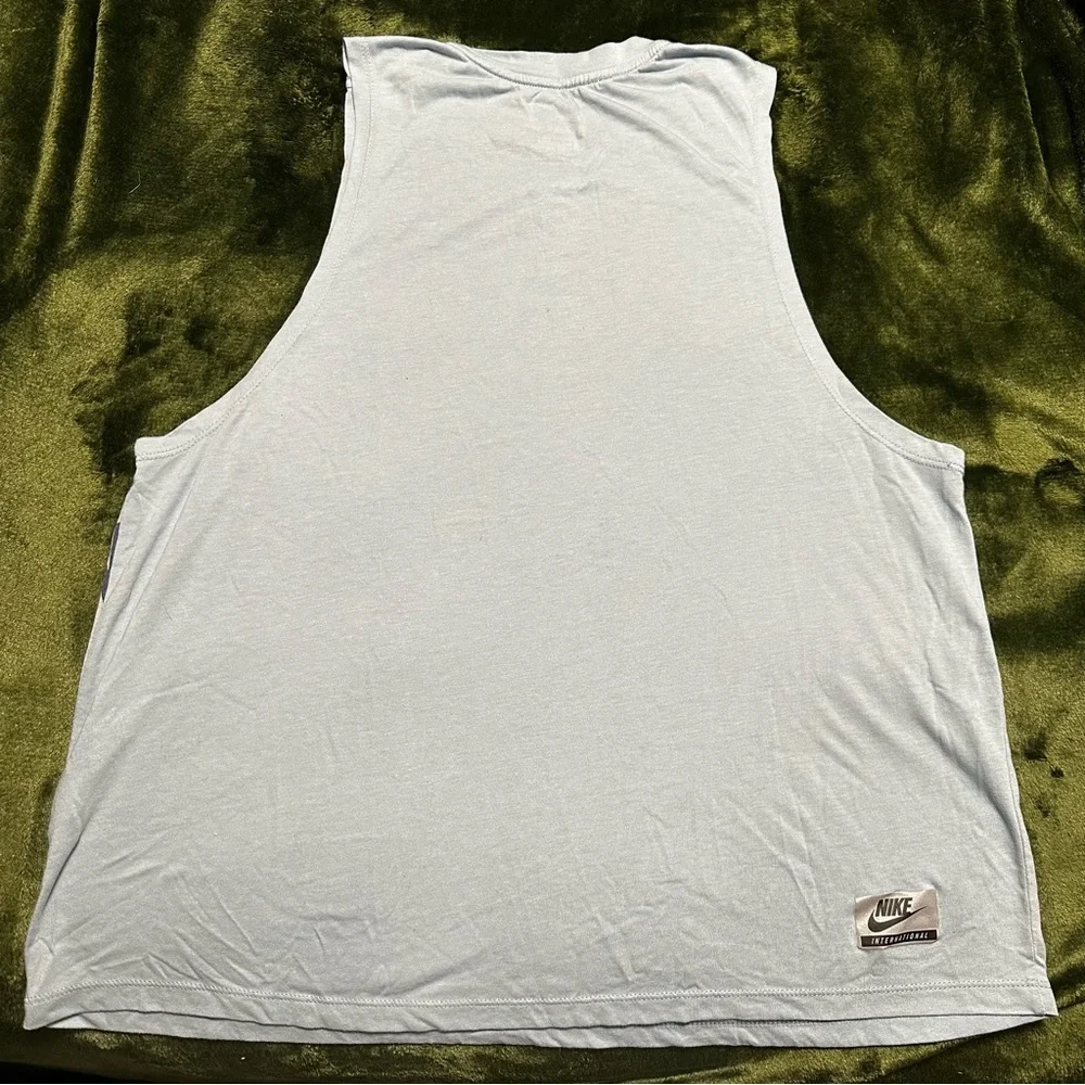 Nike Light Blue Sleeveless Tank Top - Picture 2 of 3